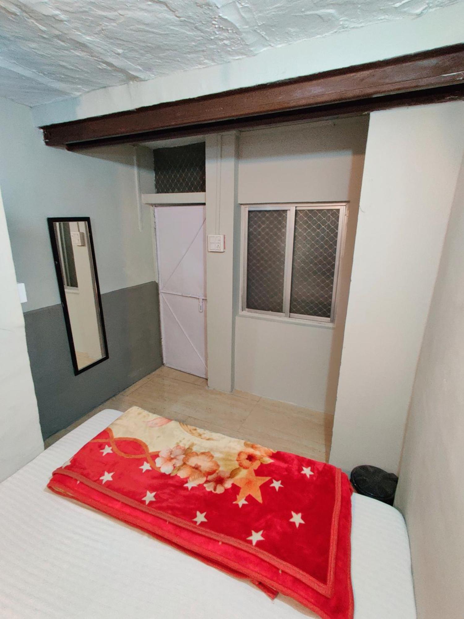 Varah Square Guest House Pushkar Pokój zdjęcie