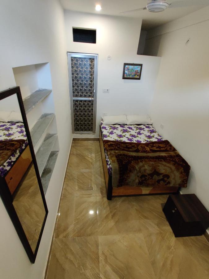 Varah Square Guest House Pushkar Zewnętrze zdjęcie